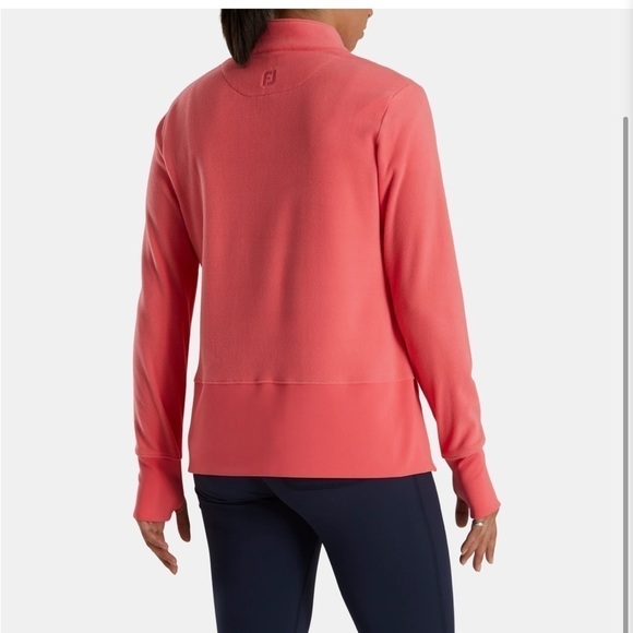 FootJoy Women’s Fleece half zip mid layer pullover with thumb holes - Picture 3 of 13